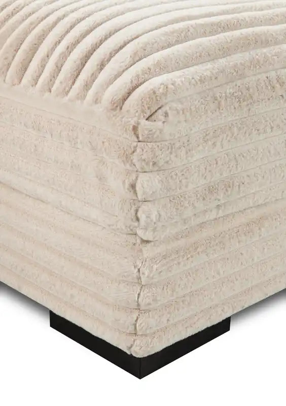 Chaise longue en fausse fourrure ultra douce de 58 po avec deux porte-gobelets et un port USB