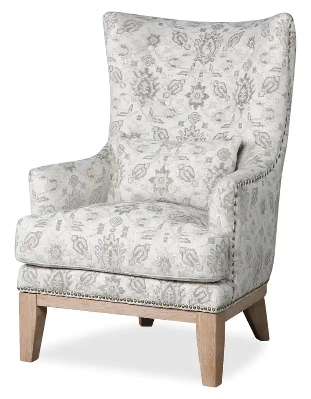 30 Fauteuil d'appoint en similicuir suédé avec base en bois et garniture cloutée - Walks Dove Grey