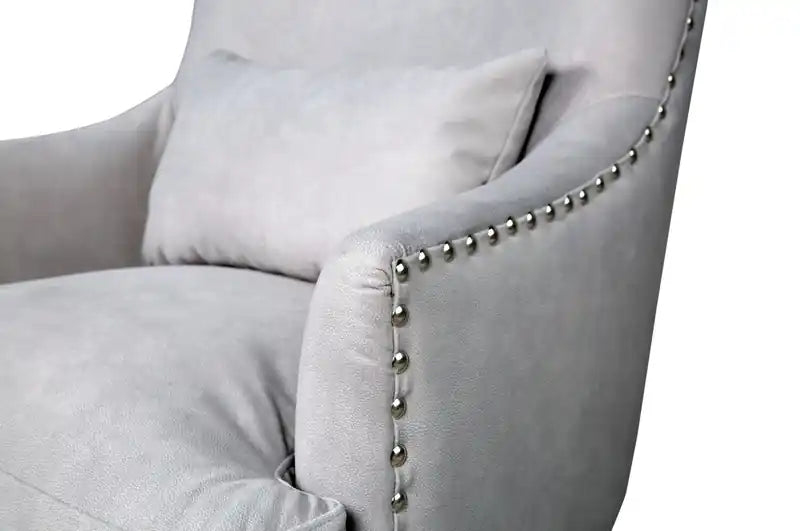 30 Fauteuil d'appoint en similicuir suédé avec base en bois et garniture cloutée - Walks Dove Grey