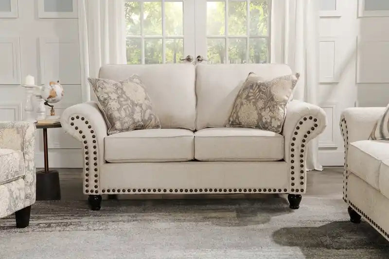 Causeuse en tissu chenille 70 po avec clous décoratifs et pieds tournés en bois